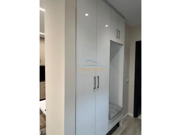 Tirane, jepet me qera apartament 1+1+Ballkon Kati 1, 73 m² 550 € (Kompleksi E88)
