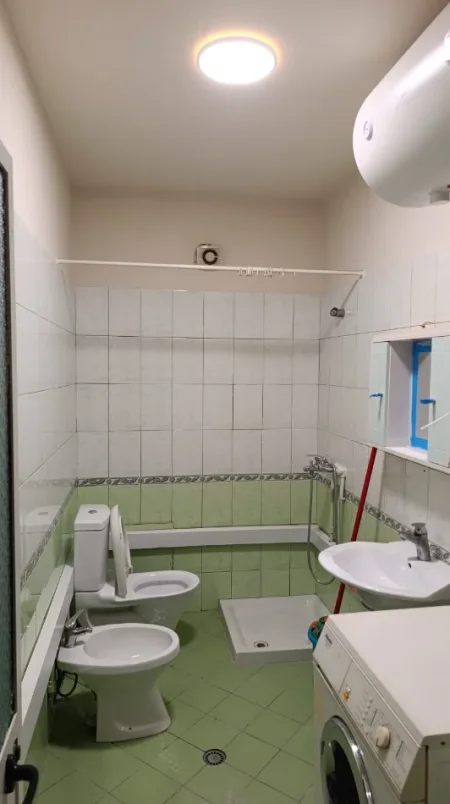 Tirane, jepet me qera apartament 2+1 Kati 6, 74 m² (rruga e kavajes)