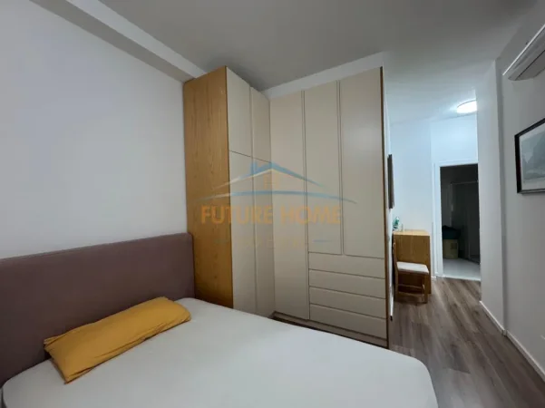 Tirane, shes apartament 2+1+Ballkon Kati 5, 133 m² 360.000 € (Luxor 3)