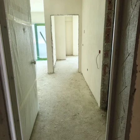 Tirane, shes apartament 2+1+Ballkon Kati 2, 117 m² 240.000 € (Mara Residence, Don Bosko, Tiranë)