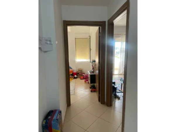 Tirane, shitet apartament 2+1+Ballkon Kati 3, 97 m² 188.000 € (Kompleksi Golden Park, Amerikan 3)