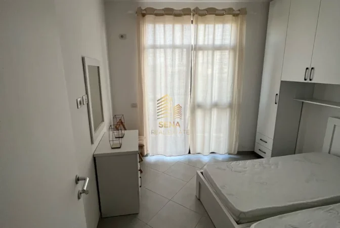 Tirane, jepet me qera apartament 1+1+Ballkon Kati 7, 44 m² 420 € (Rruga e Dibres)