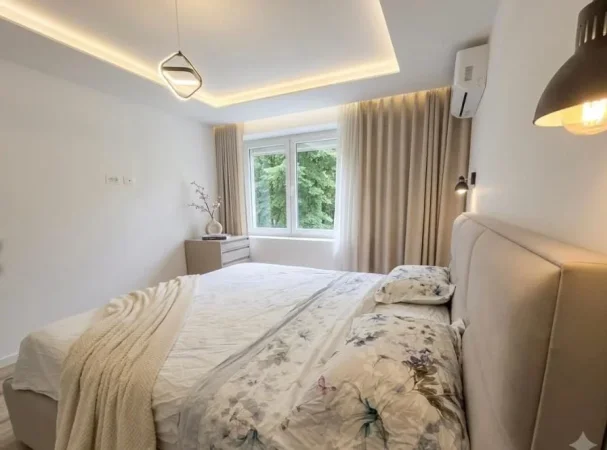 Tirane, shitet apartament 2+1 Kati 4, 76 m² 200.000 € (Brryli)
