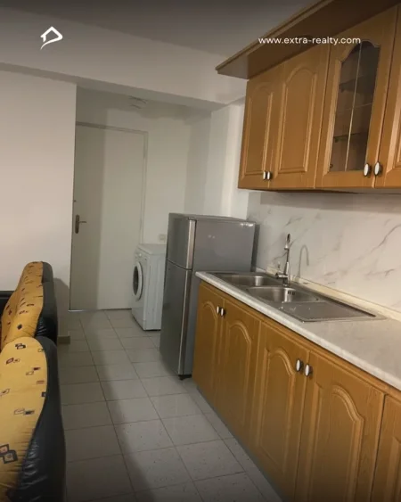 Tirane, jepet me qera apartament 1+1+Ballkon Kati 1, 380 € 