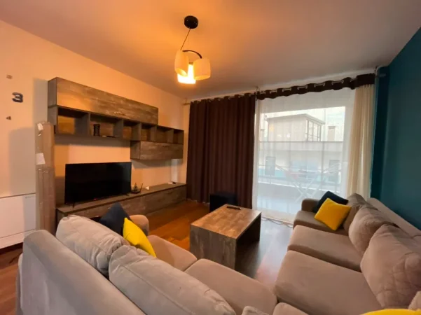 Tirane, jepet me qera apartament 2+1 Kati 1, 110 m² 800 € (Kopeshti Zoologjik)