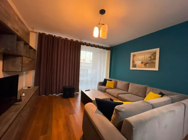 Tirane, jepet me qera apartament 2+1 Kati 1, 110 m² 800 € (Kopeshti Zoologjik)