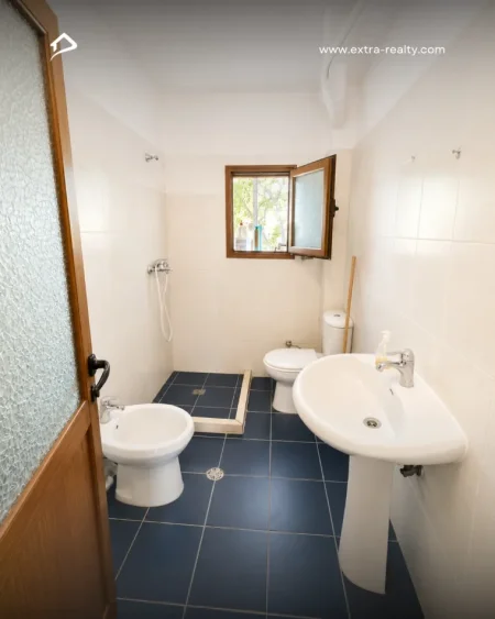 Tirane, shitet apartament 1+1+Ballkon Kati 2, 60 m² 120.000 € 