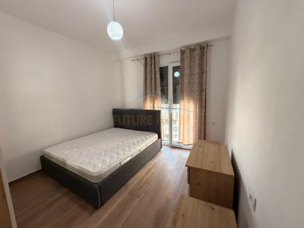 Tirane, shitet apartament 2+1 Kati 5, 89 m² 147.000 € (UNAZA E RE)
