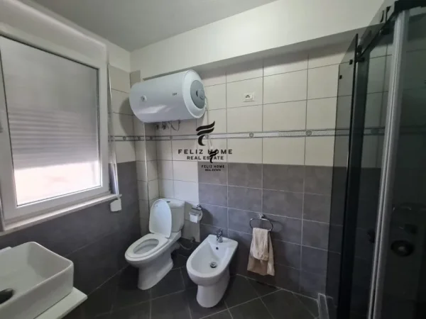 Tirane, jepet me qera apartament 2+1 Kati 2, 128 m² 800 € (KOPSHTI BOTANIK)