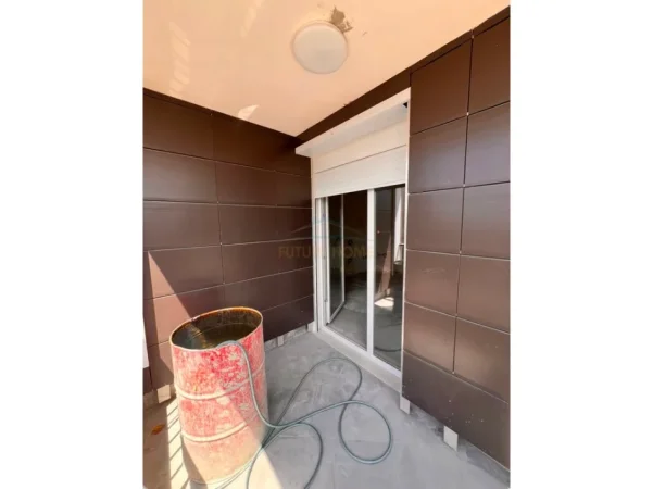Tirane, shitet apartament 1+1 Kati 3, 52 m² 149.000 € (RRUGA E ELBASANIT)