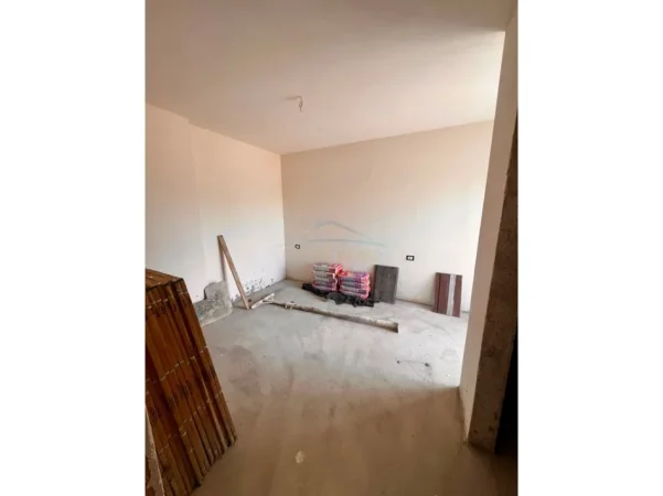 Tirane, shitet apartament 1+1 Kati 3, 52 m² 149.000 € (RRUGA E ELBASANIT)