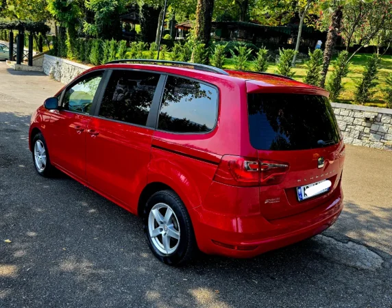 Tirane, makine Seat alhambra Benzin, e kuqe manuale Klima 210.212 km 4.900 €