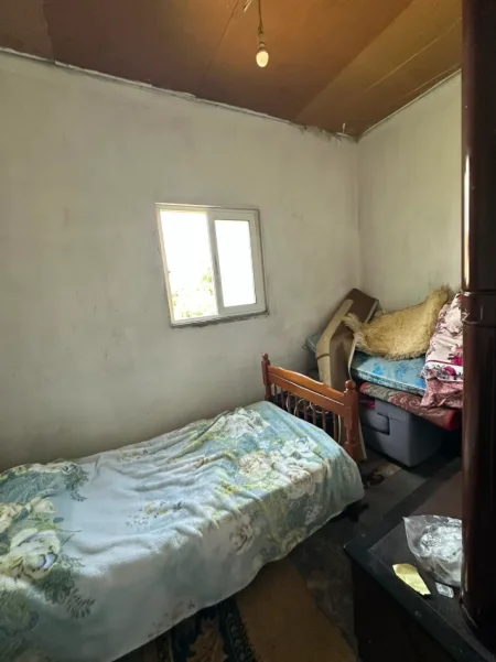 Tirane, shitet vetem 1 dhome Vile 2 Katshe Kati 0, 2.795 m² 280.000 € (QTU, pranë Univers City)