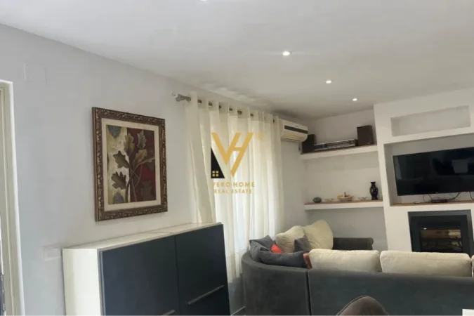 Tirane, jepet me qera apartament 2+1+Ballkon Kati 1, 80 m² 570 € (RRUGA BESA)