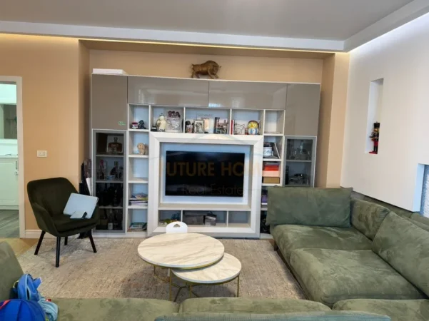 Tirane, jepet me qera apartament 2+1 Kati 7, 103 m² 1.000 € (Rruga Islam Alla)