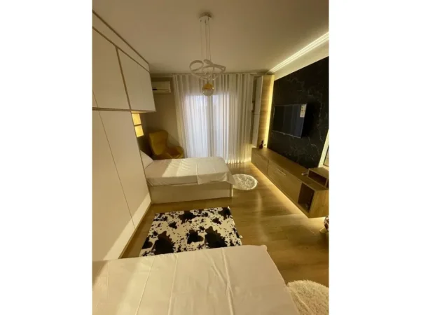 Tirane, jepet me qera apartament 2+1 Kati 5, 69 m² 650 € (tirana e re irfan tomini)