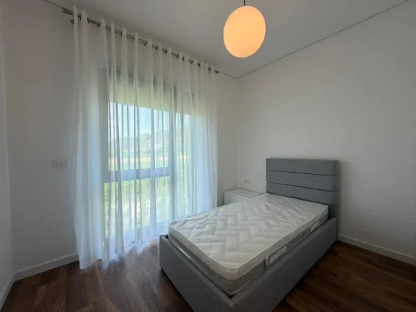 Tirane, jepet me qera Vile Vile 2 Katshe Kati 0, 610 m² 3.400 € (Mullet)