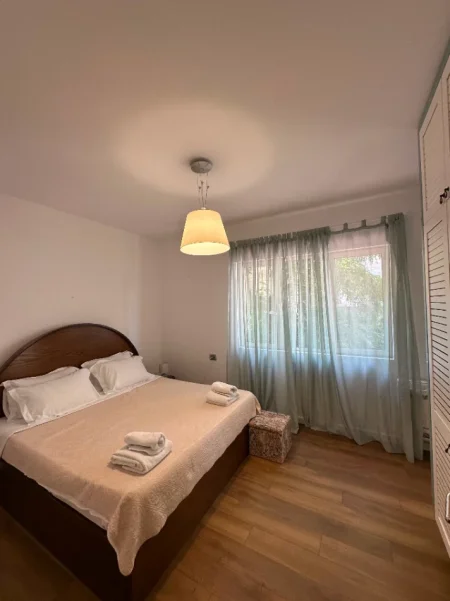jepet me qera