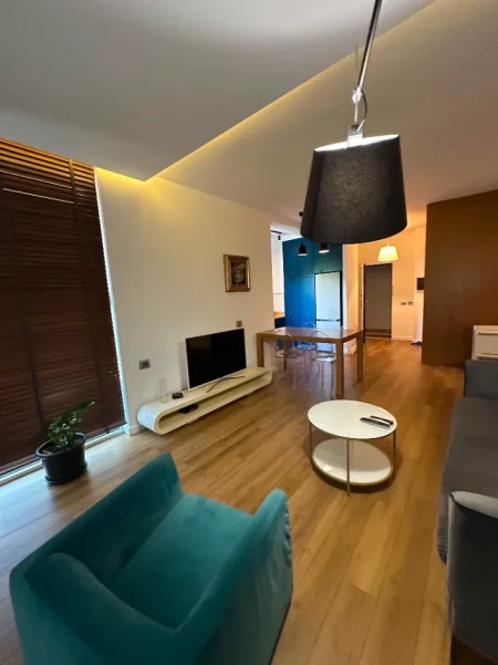 Tirane, jepet me qera apartament 2+1 Kati 4, 111 m² 999 €
