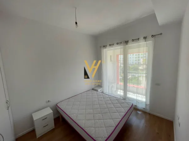 Tirane, jepet me qera apartament 1+1+Ballkon Kati 2, 60 m² 400 € (ALI DEMI)