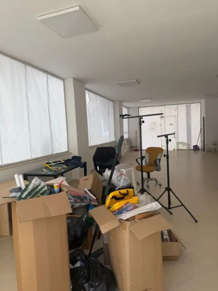 Tirane, jepet me qera ambjent biznesi Kati 0, 95 m² 500 € (Kodra e Diellit)