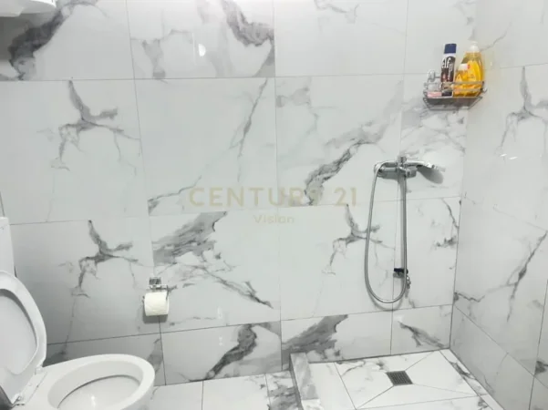 Shkoder, shitet apartament 1+1 Kati 1, 70 m² 72.000 € (bahce cakajve)