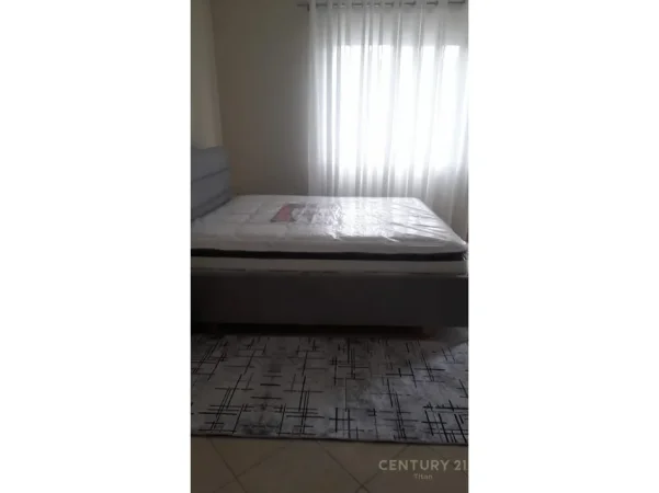 Tirane, jepet me qera apartament 2+1 Kati 4, 99 m² 550 € (astir)