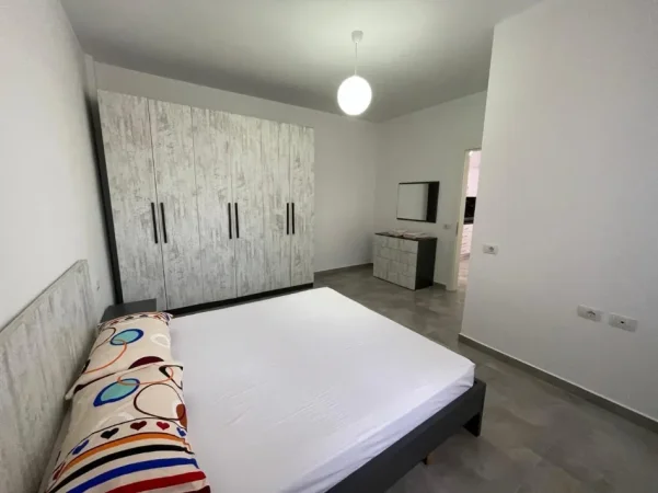 Tirane, jepet me qera apartament 1+1 Kati 1, 65 m² 35.000 Lek (Akademia e Policise ne Sauk)