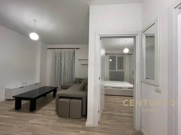 Tirane, jepet me qera apartament 1+1 Kati 3, 47 m² 350 € (kashar)