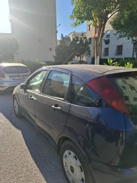 Fier, shes makine Ford Focus Nafte, blu e hapur manuale Kondicioner 250.000 km 1.000 €
