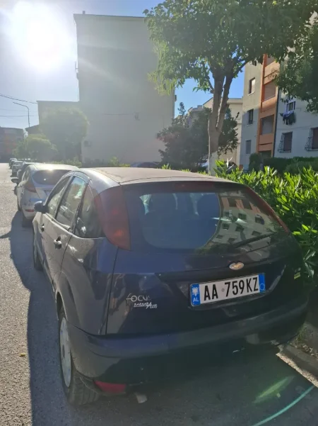Fier, shes makine Ford Focus Nafte, blu e hapur manuale Kondicioner 250.000 km 1.000 €