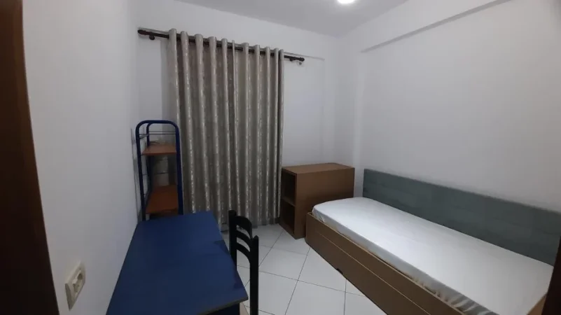 Tirane, jepet me qera apartament 2+1+parkim Kati 2, 87 m² 380 € (Fresk ,Rruga Dalip Topi)