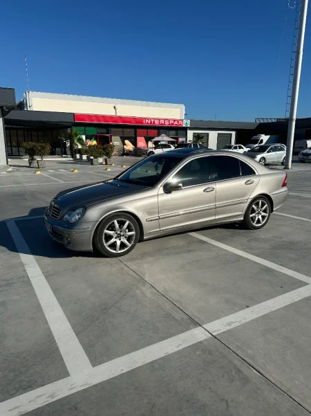 Fier, shes Mersedes benz w203 Nafte, gri metalizato automatik Kondicioner 320.000 km 1 €