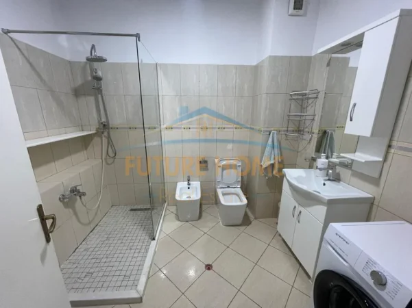 Tirane, shitet apartament 2+1+Aneks+Ballkon Kati 1, 120 m² 210.000 € 