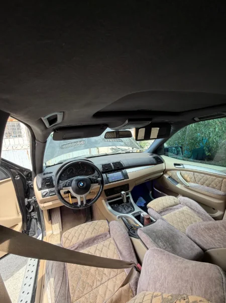 Tirane, shes SUV BMW Nafte, automatik Kondicioner 370.000 km 2.000 €