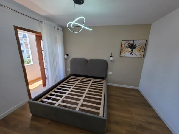 Tirane, shitet apartament 1+1 , 124 m² 330.000 € (3 apartamente tek rruga kavajes)