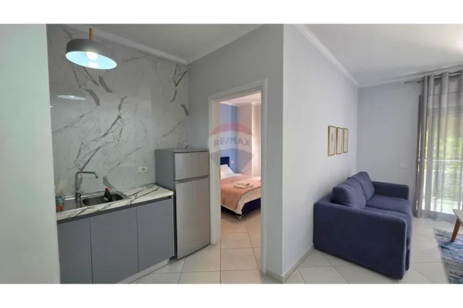 Vlore - Lungomare, shitet apartament 1+1+Ballkon Kati 2, 60 m² 130.000 € (Rruga Dhimitër Konomi, Vlore)