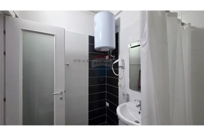 Vlore - Lungomare, shitet apartament 1+1+Ballkon Kati 2, 60 m² 130.000 € (Rruga Dhimitër Konomi, Vlore)