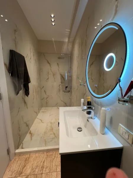 Tirane, jepet me qera apartament 1+1 Kati 0, 75 m² 520 € (KODRA E DIELLIT)