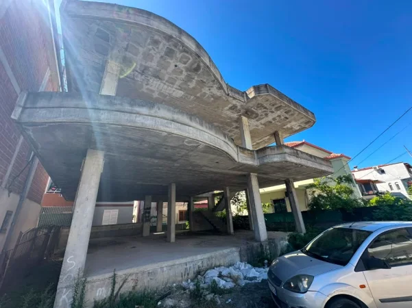 Durres, shitet shtepi Vile 2 Katshe Kati 2, 600 m² 165.000 €