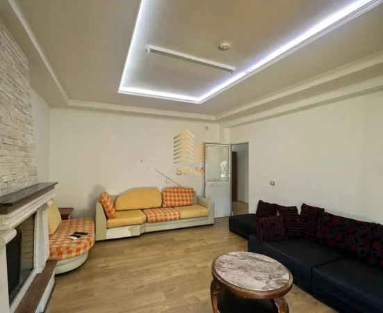 Tirane, jepet me qera apartament 2+1+Ballkon Kati 2, 103 m² 550 € (Rruga Egnatia)