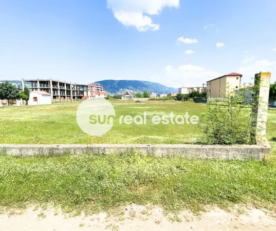 Velipoje, shitet toke , 2.012 m² 241.438 € (VELIPOJE)