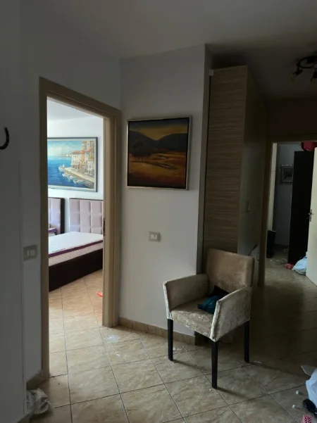 Tirane, jepet me qera apartament 2+1 Kati 4, 103 m² 700 € (21 Dhjetori)