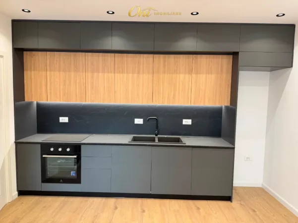 Tirane, shitet apartament 3+1 Kati 4, 116 m² 260.000 € (KOMPLEKSI KENSI)