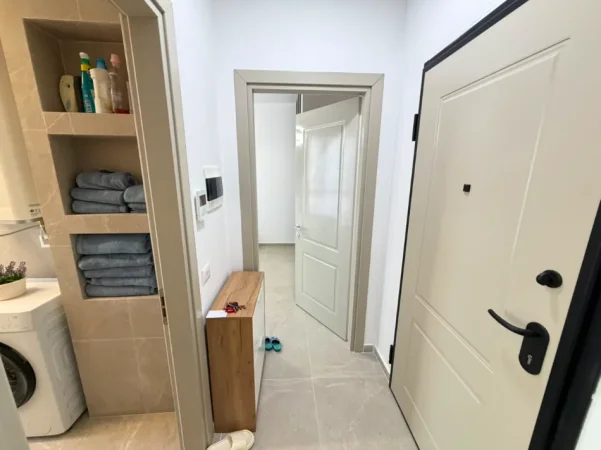 Tirane, jepet me qera apartament 1+1 Kati 5, (jordan misja)