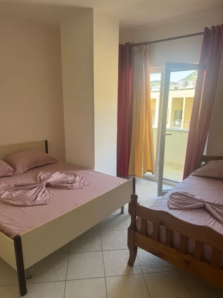 Shengjin, jepet me qera apartament ne plazh 1+1+Aneks+Ballkon Kati 7, 70 m² (Rruga Fran Ivanaj 03140020, Kompleksi Ermiri)