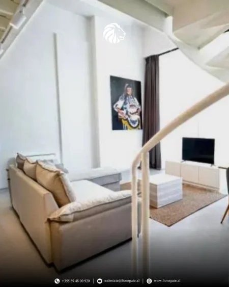 Tirane, jepet me qera apartament duplex Dublex Kati 0, 270 m² 2.500 € 