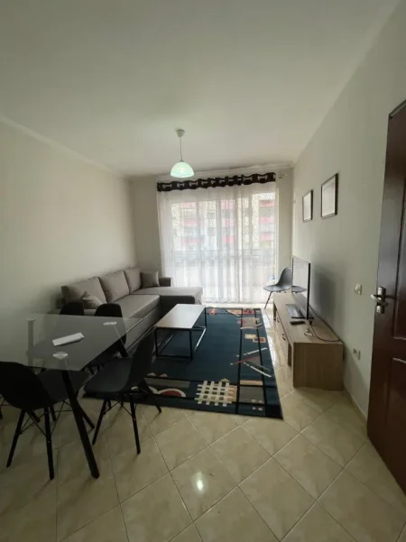 Tirane, jepet me qera apartament 1+1+Ballkon Kati 5, 63 m² 400 € (Astir)
