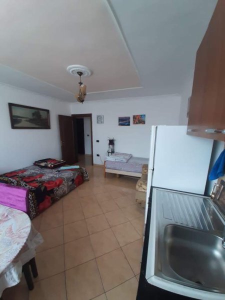 Tirane, jepet me qera apartament 2+1 Kati 3, 68 m² 450 Euro (Kongresi Manastirit)