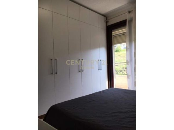 Tirane, jepet me qera Penthouse 1+1+BLK Kati 2, 85 m² 500 Euro